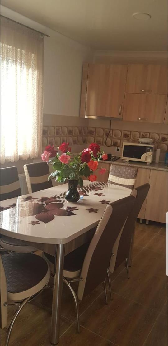 Sweet Night Hotel Kazbegi Luaran gambar
