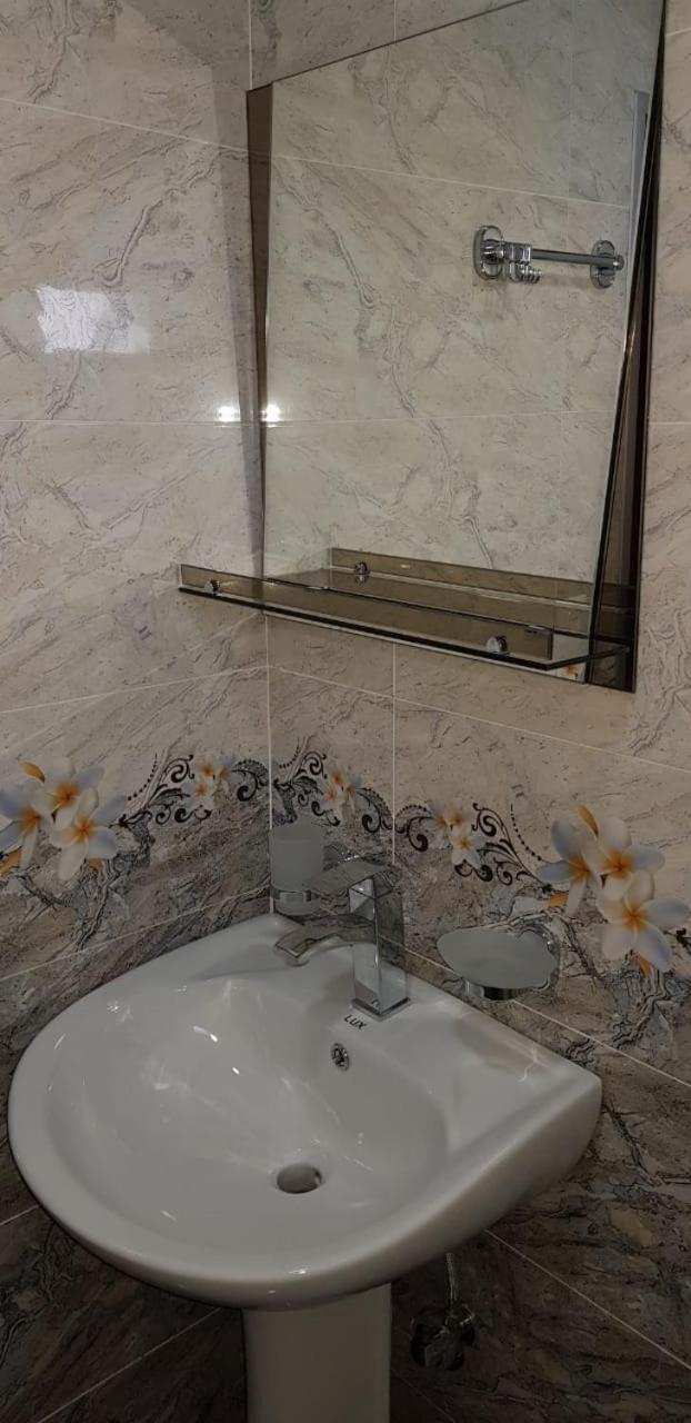 Sweet Night Hotel Kazbegi Luaran gambar